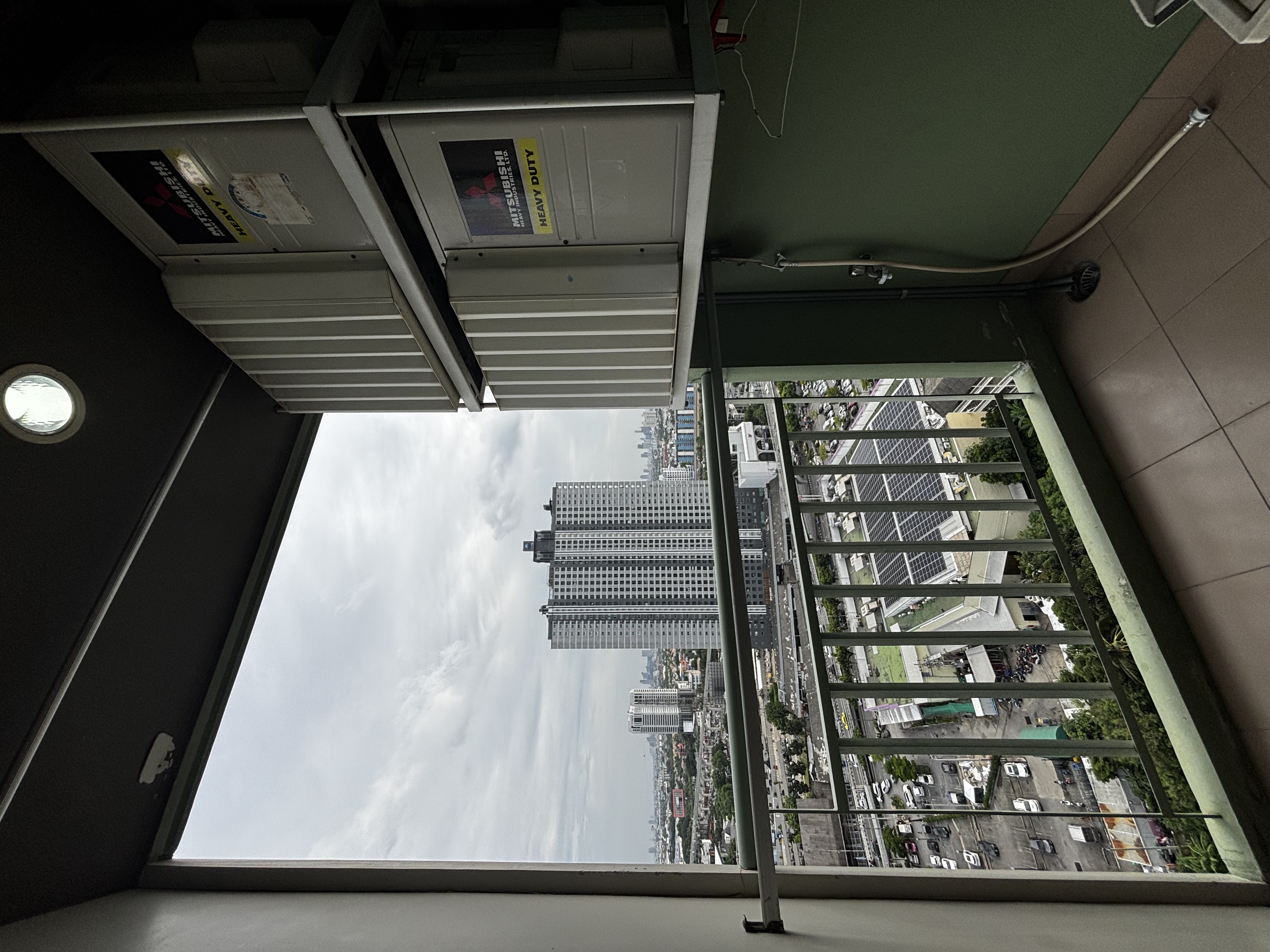 Lumpini Place Srinakarin - Huamark Station project